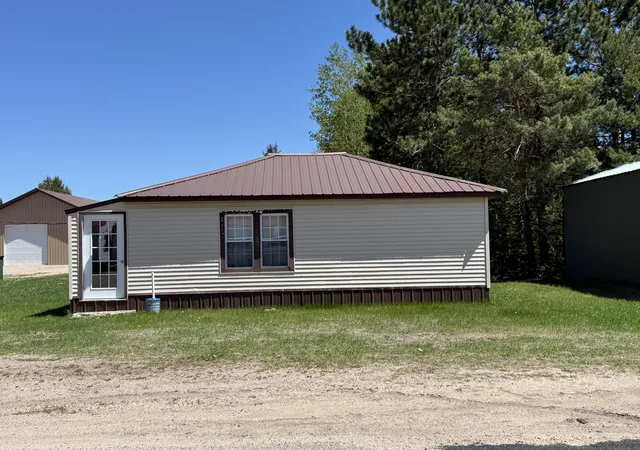 Homes for sale in Eckerman, MI | 28981 W M-28, Eckerman, MI 49728 | MLS# 62026012571