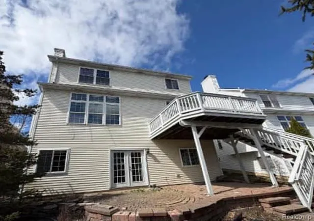 Listing Photo 2 - Condo for sale in building located at 1219 Portsmouth Dr, Howell, MI 48843