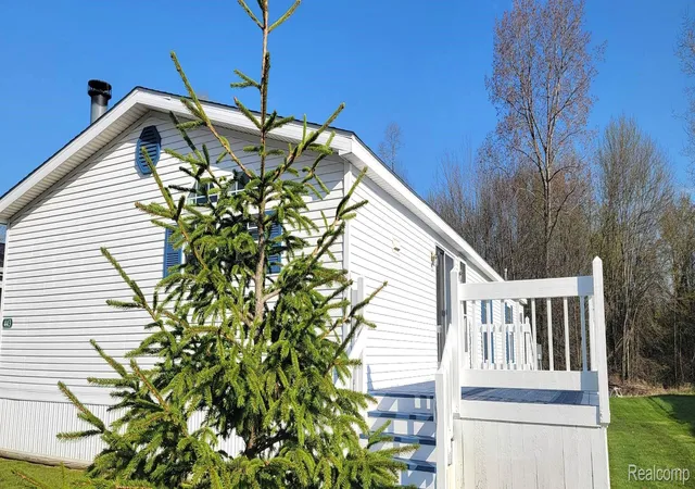 Photo 28 of Single family home for sale at 443 Pond View Dr, Morrice, MI 48857 | MLS# 20261020649 | Listing updated on 2026-07-06