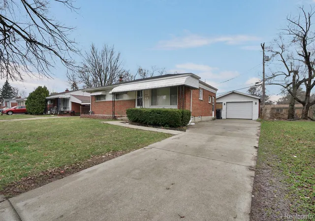 Homes for sale in Flint City Genesee, MI | 5616 Griggs Dr, Flint City Genesee, MI 48504 | MLS# 20261020792