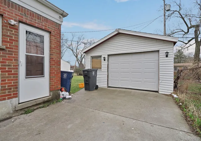 Homes for sale in Flint City Genesee, MI | 5616 Griggs Dr, Flint City Genesee, MI 48504 | MLS# 20261020792