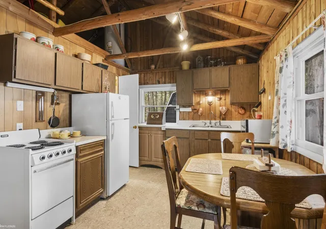 5th image of 6386 Tricks Way Dr, Kewadin, MI 49648 | MLS# 58050202984
