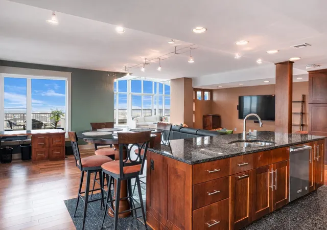 Listing Photo 2 - Condo for sale in building located at 112 Campau Cir NW, Grand Rapids, MI 49503