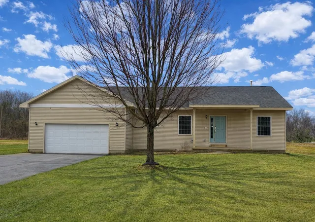 1st image of 9305 Kingsfield Dr, Kingsley, MI 49649 | MLS# 78080066483
