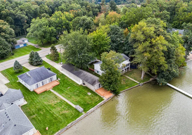 Photo 2 of Single family home for sale at 19976 M 60, Three Rivers, MI 49093 | MLS# 69026012965 | Listing updated on 2026-08-03