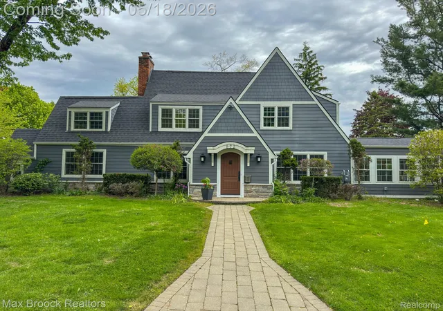 Photo 1 of Single family home for sale at 972 Oxford St, Birmingham, MI 48009 | MLS# 20261021145 | Listing updated on 2026-07-07