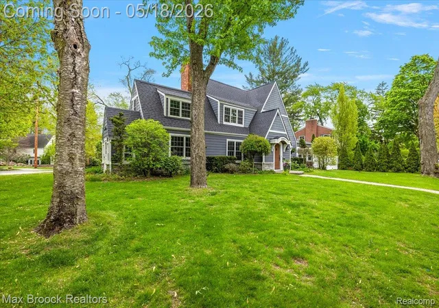 Photo 3 of Single family home for sale at 972 Oxford St, Birmingham, MI 48009 | MLS# 20261021145 | Listing updated on 2026-07-07