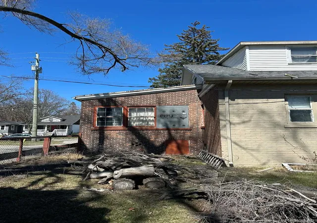 Homes for sale in Ferndale City Oakland, MI | 231 W Bennett Ave, Ferndale City Oakland, MI 48220 | MLS# 20261021198
