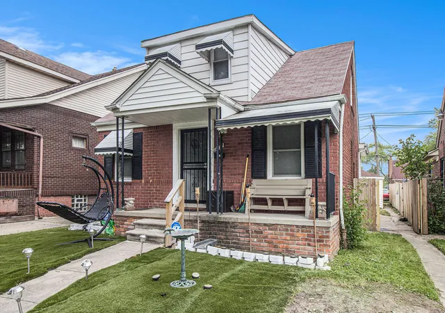 Photo 3 of Single family home for sale at 19312 Goulburn Ave, Detroit, MI 48205 | MLS# 81026013064 | Listing updated on 2026-10-13