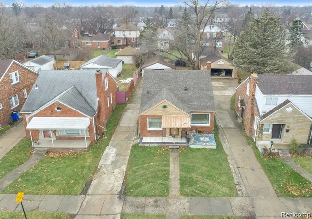 Photo 4 of Single family home for sale at 6839 Rosemont Ave, Detroit, MI 48228 | MLS# 20261021266 | Listing updated on 2026-08-31