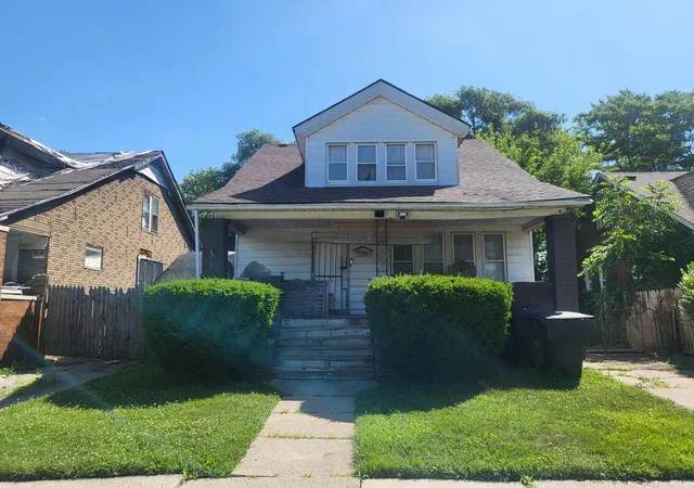 1st image of 4690 Beaconsfield St, Detroit, MI 48224 | MLS# 81026013073