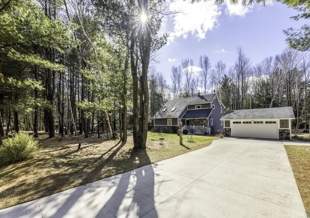 Photo 1 of Single family home for sale at 7142 Aitken Rd, Lexington, MI 48450 | MLS# 58050203122 | Listing updated on 2026-09-09