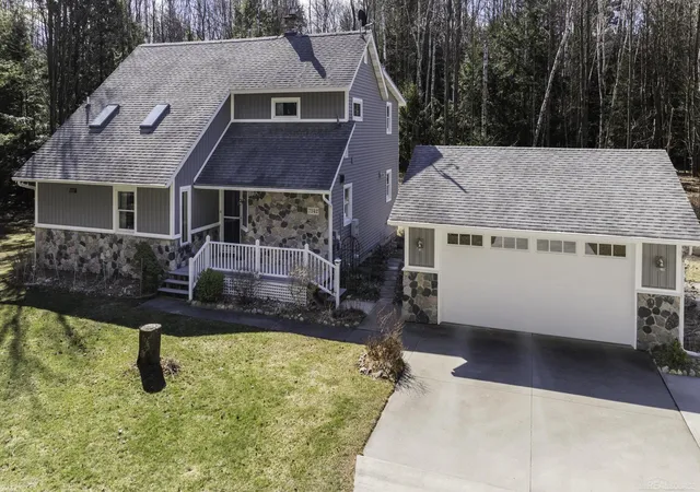 Photo 4 of Single family home for sale at 7142 Aitken Rd, Lexington, MI 48450 | MLS# 58050203122 | Listing updated on 2026-09-09