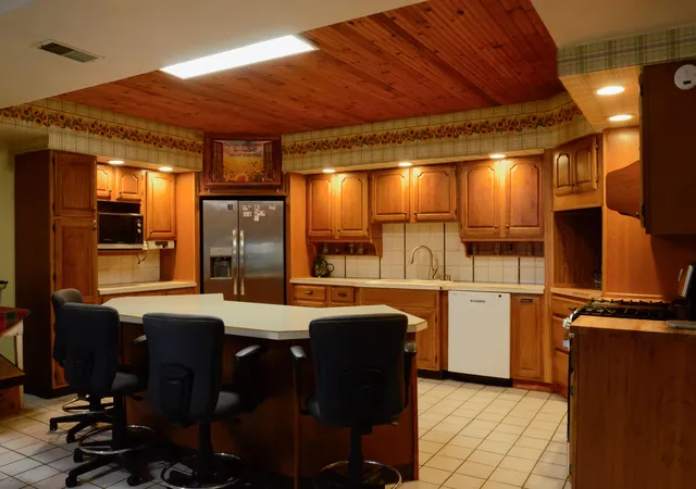 3rd image of 520 E Groat Rd, Dowling, MI 49050 | MLS# 66026013131