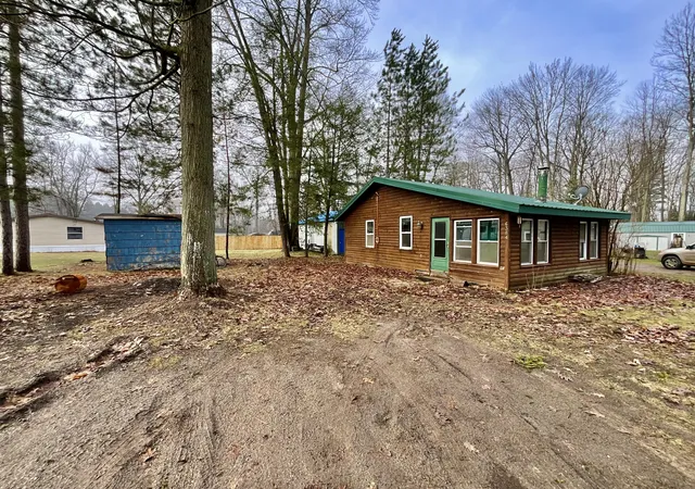 Photo 1 of Single family home for sale at 6384 Charleen Ln, Lake, MI 48632 | MLS# 65026013138 | Listing updated on 2026-08-30