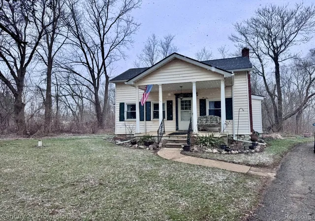 1st image of 2021 W Rose Cdnter Rose Center Rd, Holly, MI 48442 | MLS# 20261021392