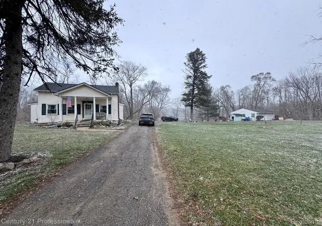 2nd image of 2021 W Rose Cdnter Rose Center Rd, Holly, MI 48442 | MLS# 20261021392