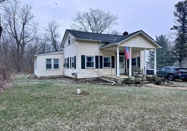 3rd image of 2021 W Rose Cdnter Rose Center Rd, Holly, MI 48442 | MLS# 20261021392