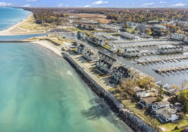 2nd image of 409 Lake Dr #10, New Buffalo, MI 49117 | MLS# 69026013217