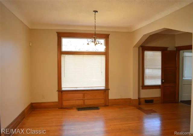 4th image of 5153 Commonwealth St, Detroit, MI 48208 | MLS# 20261021563