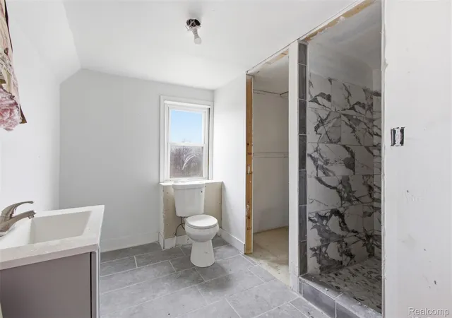 Photo 4 of Single family home for sale at 3109 E Canfield St, Detroit, MI 48207 | MLS# 20261021568 | Listing updated on 2026-10-08