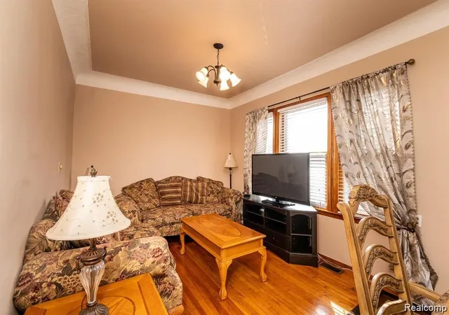 4th image of 11603 Klinger St, Hamtramck, MI 48212 | MLS# 20261021609