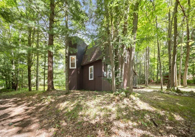 5th image of 20308 Lakeview Dr, Tustin, MI 49688 | MLS# 71026013489