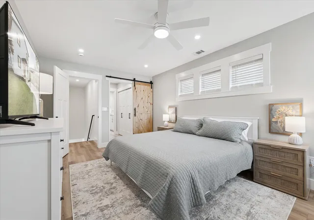 Photo 4 of Single family home for sale at 9098 Dexter Pinckney Rd, Pinckney, MI 48169 | MLS# 81026013514 | Listing updated on 2026-09-04
