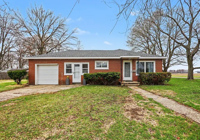 Homes for sale in Bronson City Branch, MI | 609 E Railroad St, Bronson City Branch, MI 49028 | MLS# 68026013556