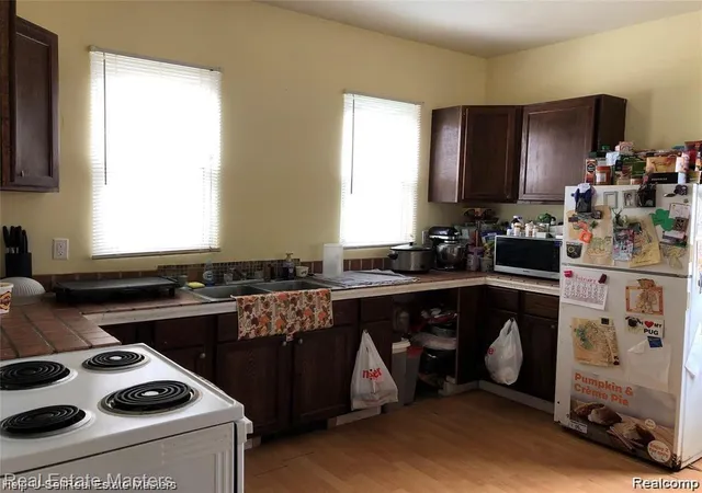 2nd image of 1207 Lapeer Ave, Port Huron, MI 48060 | MLS# 20261021887