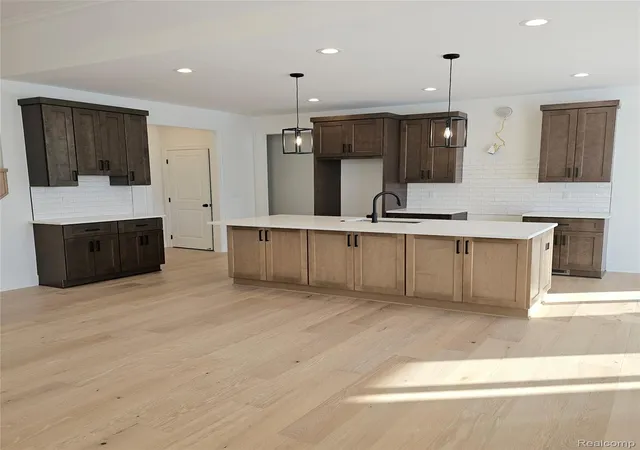4th image of 7368 Brys Dr, Shelby Charter Township Macomb, MI 48316 | MLS# 20261021903