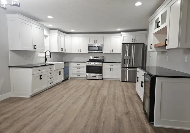 2nd image of 51489 Willis St, Paw Paw, MI 49079 | MLS# 66026013596
