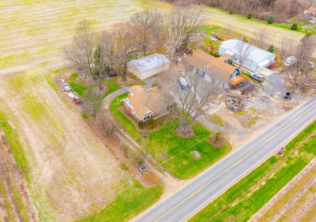 Photo 3 of Single family home for sale at 5844 S Scottdale Rd, Royalton Township Berrien, MI 49103 | MLS# 69026013602 | Listing updated on 2026-07-09