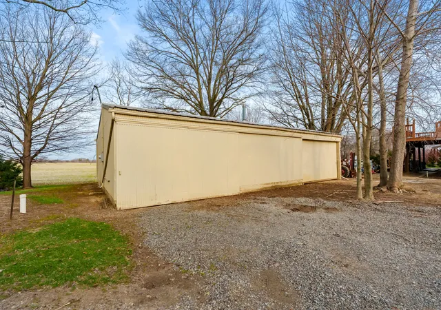 Photo 4 of Single family home for sale at 5844 S Scottdale Rd, Royalton Township Berrien, MI 49103 | MLS# 69026013602 | Listing updated on 2026-07-09