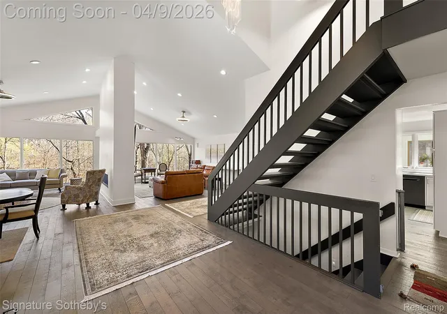 Photo 3 of Single family home for sale at 4650 Lahser Rd, Bloomfield Hills, MI 48302 | MLS# 20261022087 | Listing updated on 2026-09-14