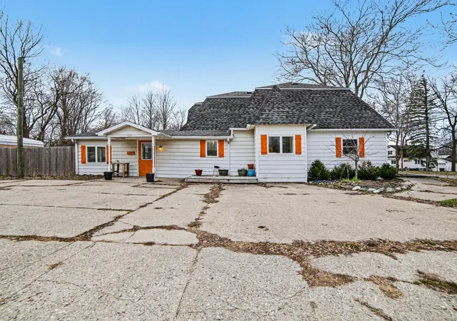 Homes for sale in Hart City Oceana, MI | 523 E Main St, Hart City Oceana, MI 49420 | MLS# 67026013706