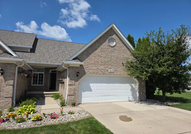 1st image of 31637 Beaver Cir, New Boston, MI 48164 | MLS# 81026013770