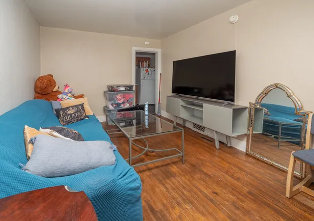4th image of 521 Pearl St, Kalamazoo, MI 49007 | MLS# 66026013773