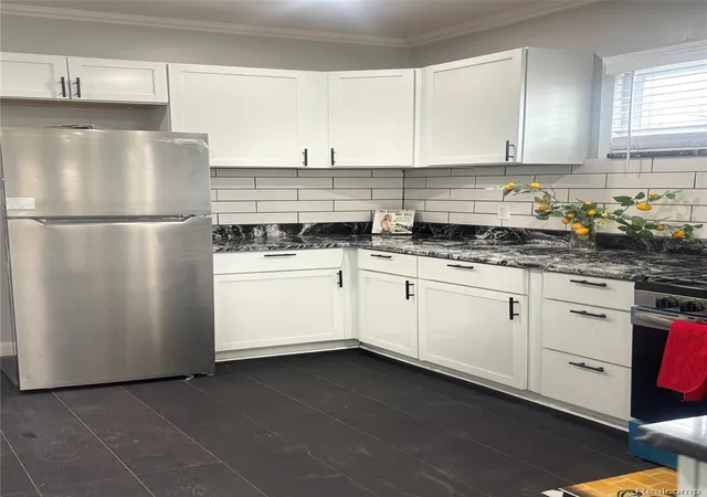 5th image of 5012 Fischer St, Detroit, MI 48213 | MLS# 20261022392