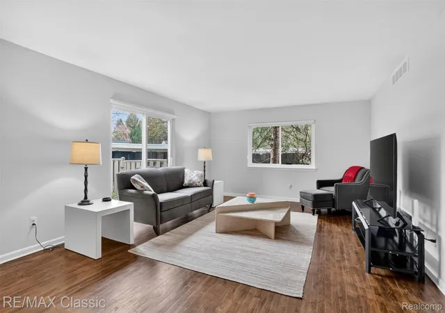 Homes for sale in Bloomfield Hills, MI | 1460 Trailwood Path, Bloomfield Hills, MI 48301 | MLS# 20261022428