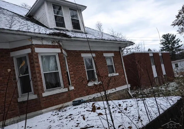 Homes for sale in Sterling, MI | 120 S Greenwood St, Sterling, MI 48659 | MLS# 61050203443
