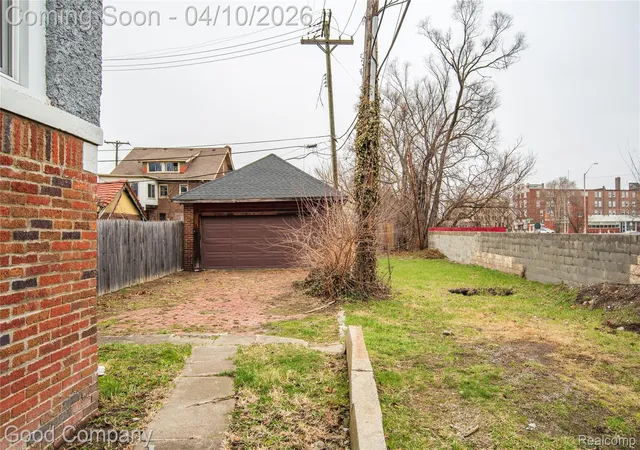 Homes for sale in Detroit, MI | 30 Lawrence St, Detroit, MI 48202 | MLS# 20261022562