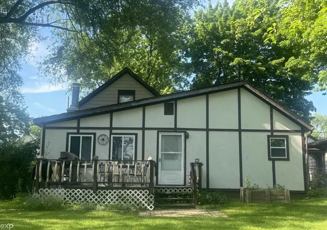 Homes for sale in Imlay City City Lapeer, MI | 355 W 1st St, Imlay City City Lapeer, MI 48444 | MLS# 58050203499