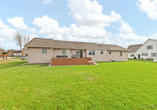 Photo 2 of Single family home for sale at 3564 Sapphire Dr, Adrian, MI 49221 | MLS# 56050203511 | Listing updated on 2026-07-01