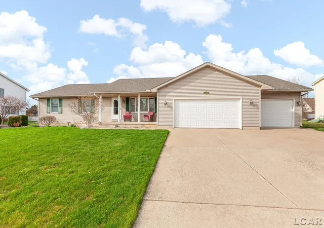 Photo 1 of Single family home for sale at 3564 Sapphire Dr, Adrian, MI 49221 | MLS# 56050203511 | Listing updated on 2026-07-01