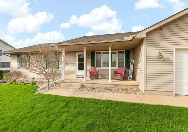 Photo 3 of Single family home for sale at 3564 Sapphire Dr, Adrian, MI 49221 | MLS# 56050203511 | Listing updated on 2026-07-01