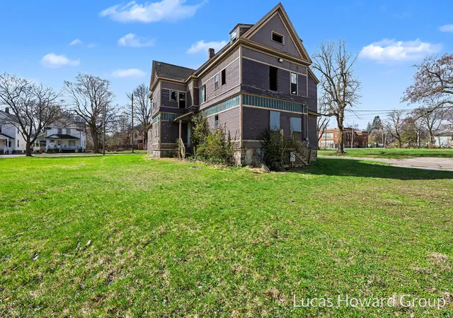 Homes for sale in Kalamazoo, MI | 836 West North St, Kalamazoo, MI 49007 | MLS# 65026013965