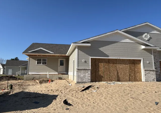 Photo 1 of Sale Pending at 1517 E Addison Way, Muskegon, MI 49445 | MLS# 71026013982 | Listing updated on 2026-04-07