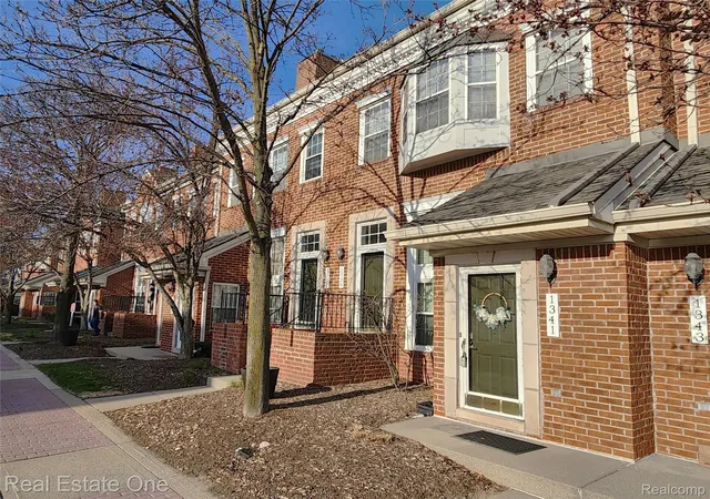 Photo 1 of Sale Pending at 1341 S Washington Ave, Royal Oak, MI 48067 | MLS# 20261023015 | Listing updated on 2026-07-07