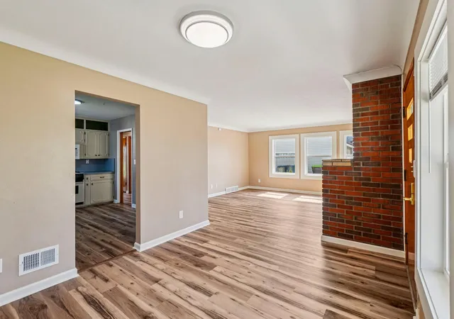 Photo 3 of Single family home for sale at 682 Budlong St, Adrian, MI 49221 | MLS# 81026014059 | Listing updated on 2026-06-20
